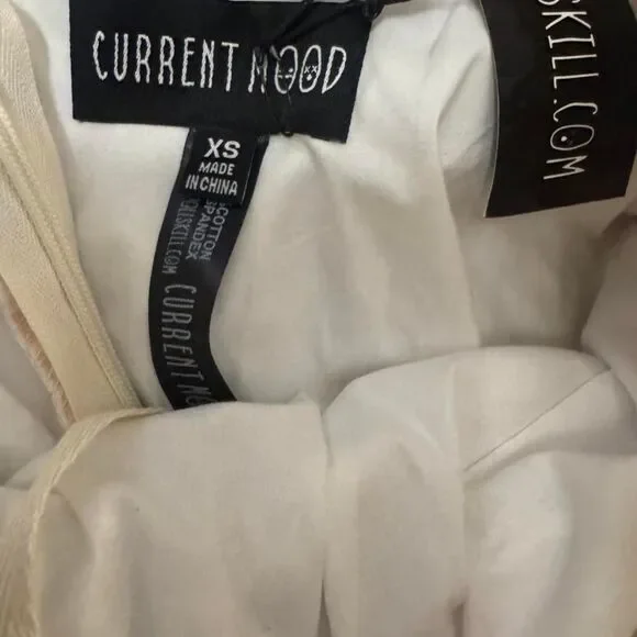 Current Mood by Dolls Kill off-the-shoulder floral mini dress - Picture 4 of 5